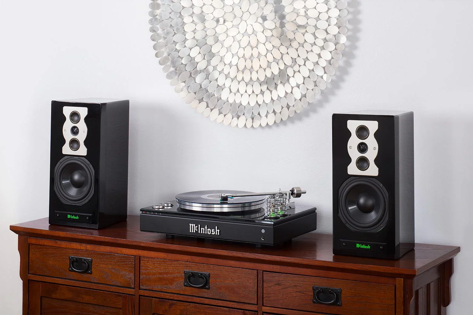 McIntosh - MTI100 Integrated Turntable - Image 5